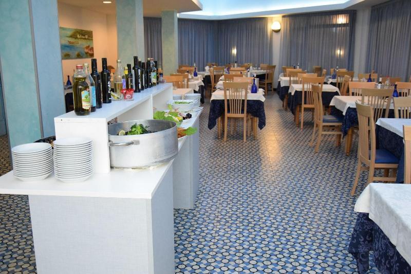 小百合酒店 阿尔巴·阿德里亚蒂卡 外观 照片